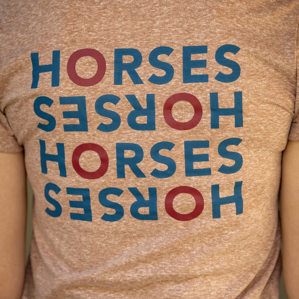 Camiseta HORSES arco | vinho